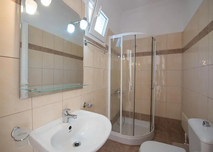 Aparthotel Xenia 4*