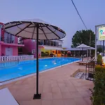 Xenia Aparthotel