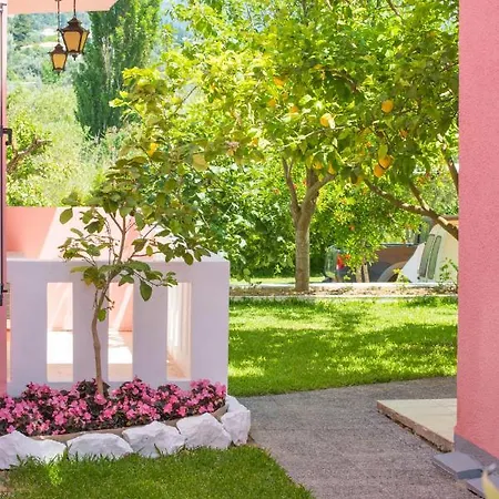Xenia Aparthotel Vasiliki
